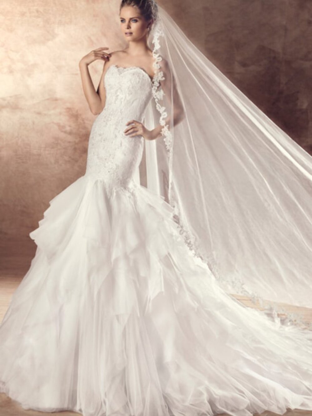 Avenue Diagonal by Pronovias Wedding Dress Uberta